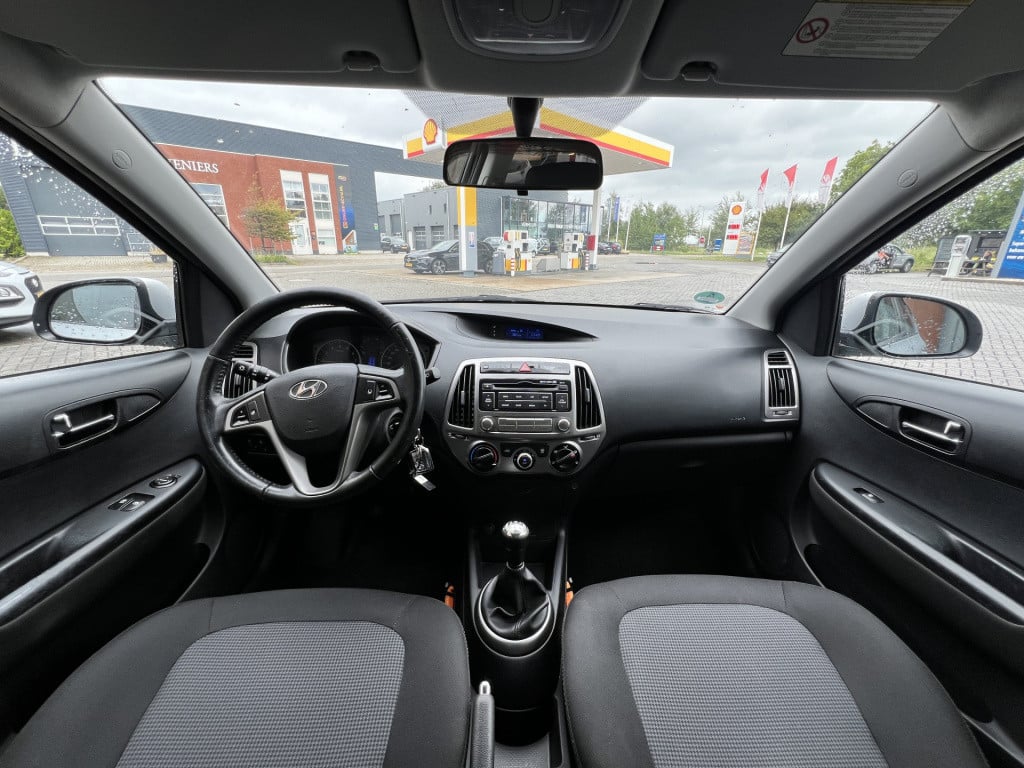 Hyundai I 20 1.2i i-motion | radio | airco | trekhaak