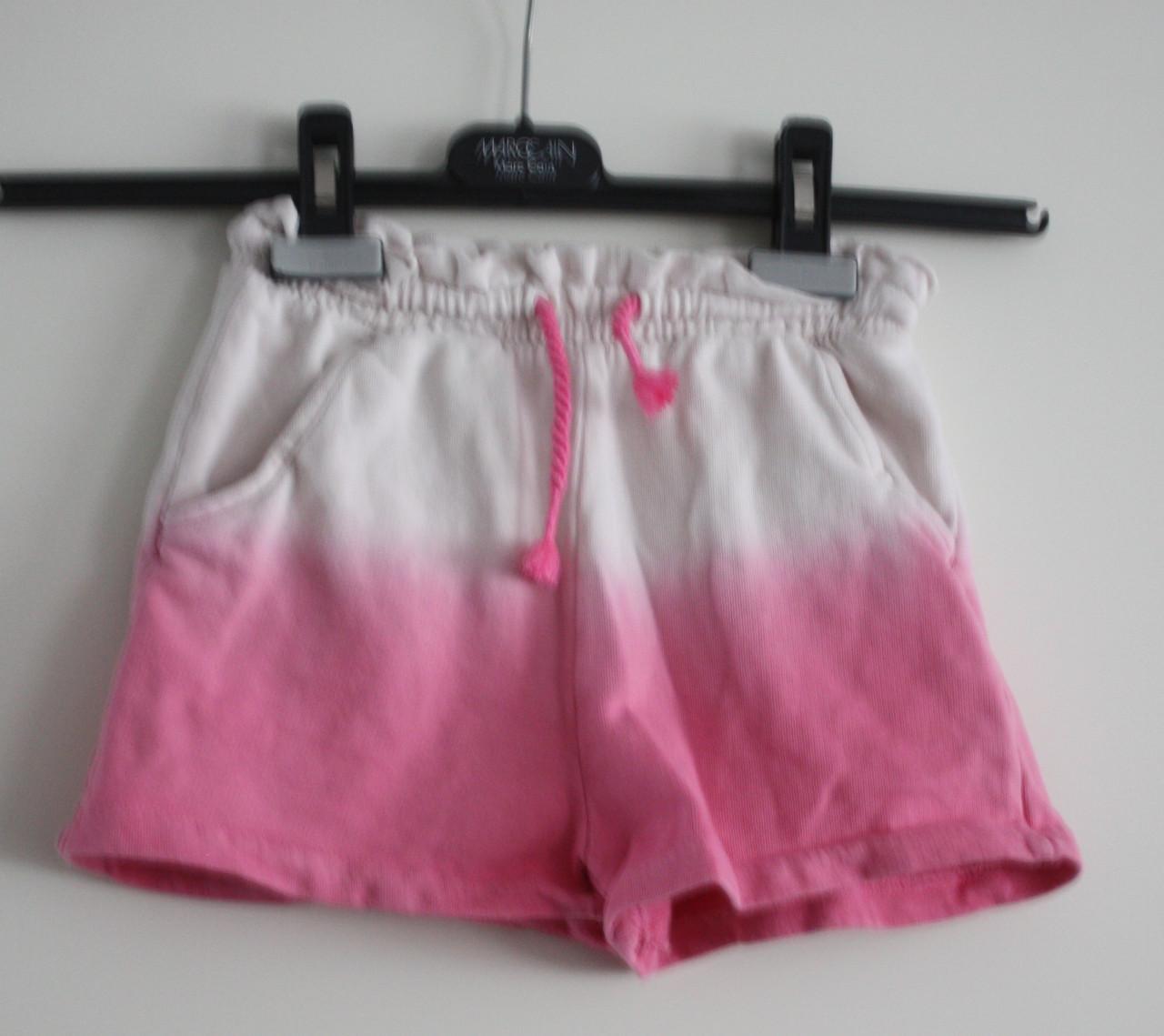 Korte broek maat 110-116