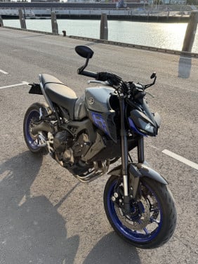 Yamaha MT-09, Vapor Grey, Quick Shifter,