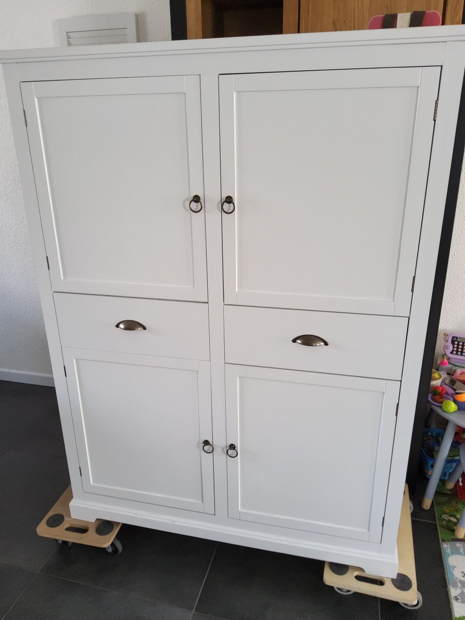 Kast