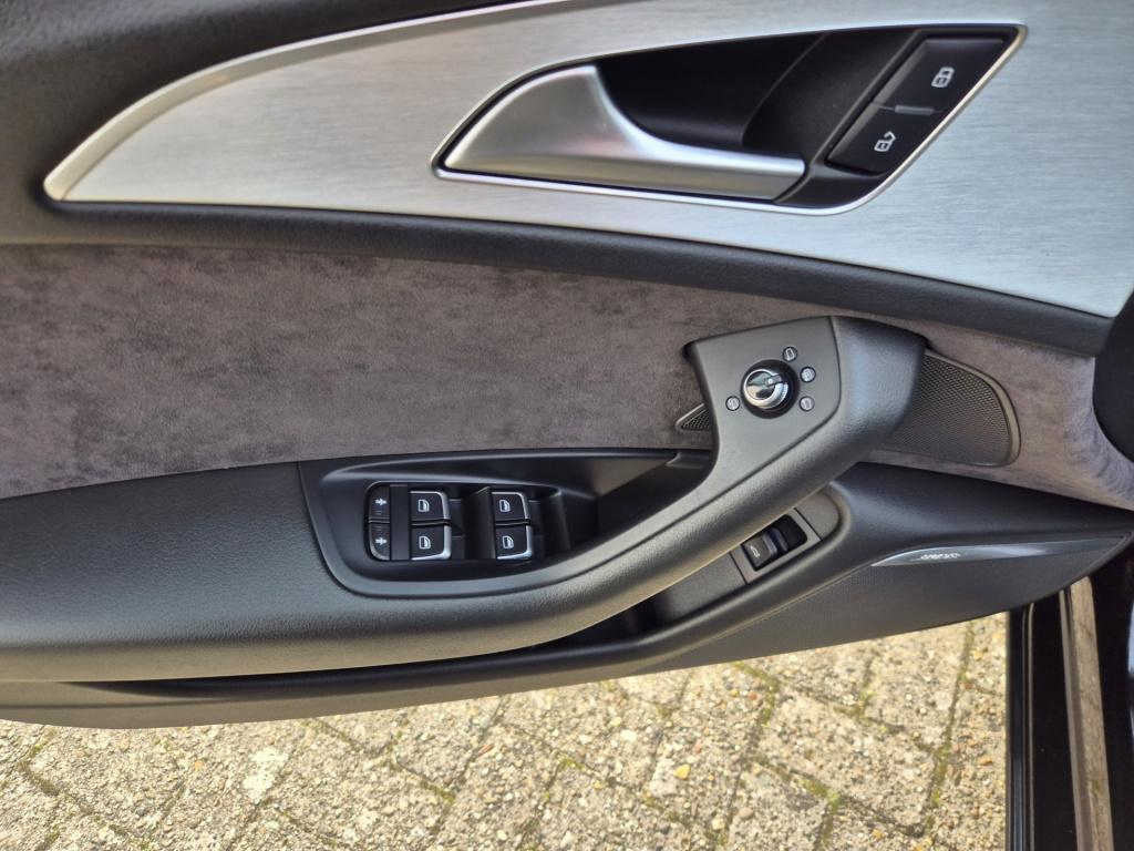 Audi A6 avant 3.0 tfsi quattro pro line s luchtvering bose acc