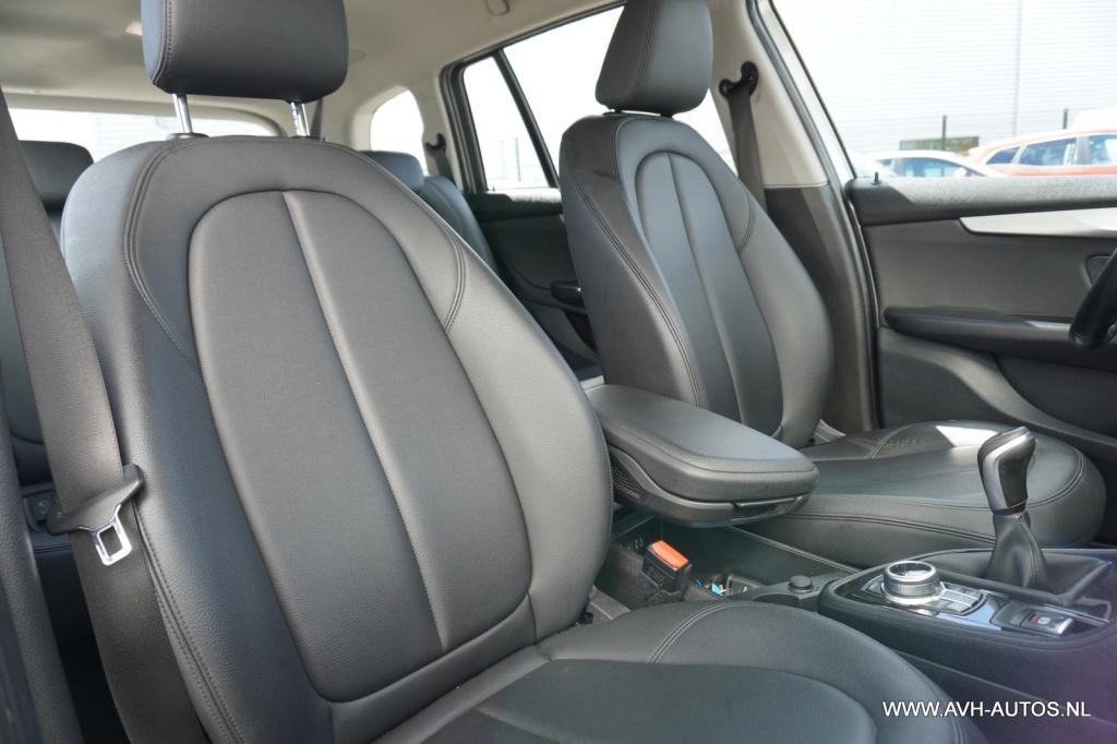 BMW 2-serie gran tourer 216d centennial high executive