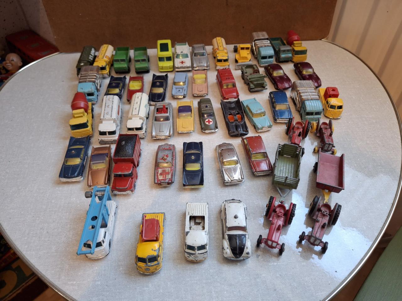 Husky miniatuur autootjes