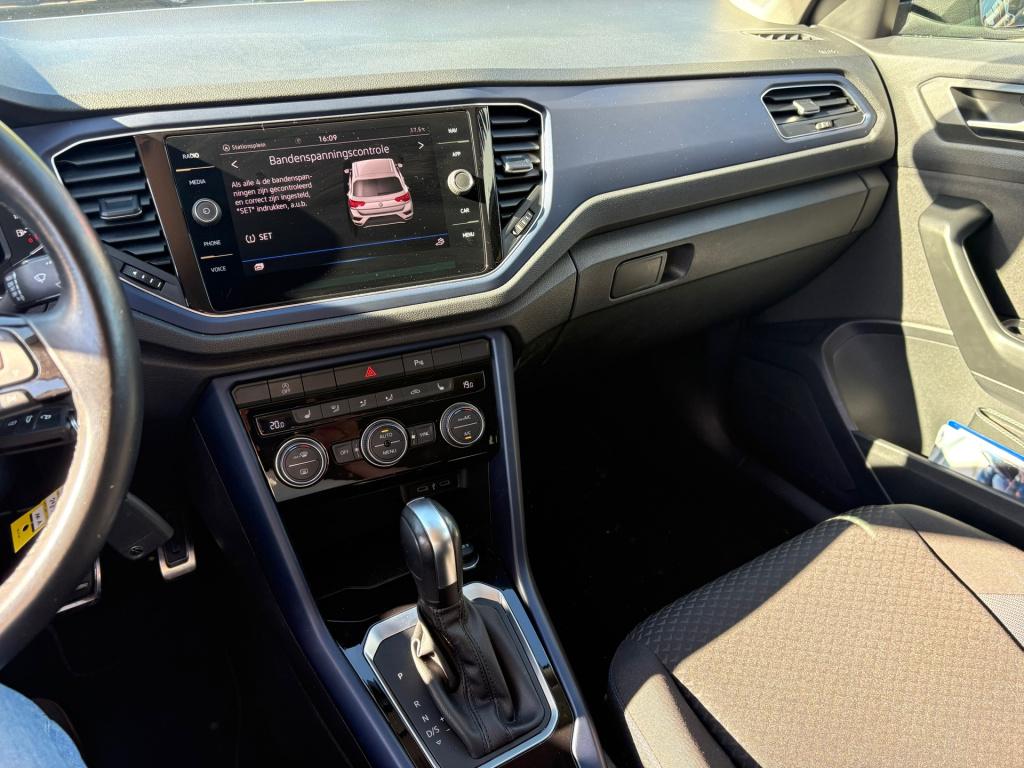 Volkswagen T-roc 1.5 tsi sport