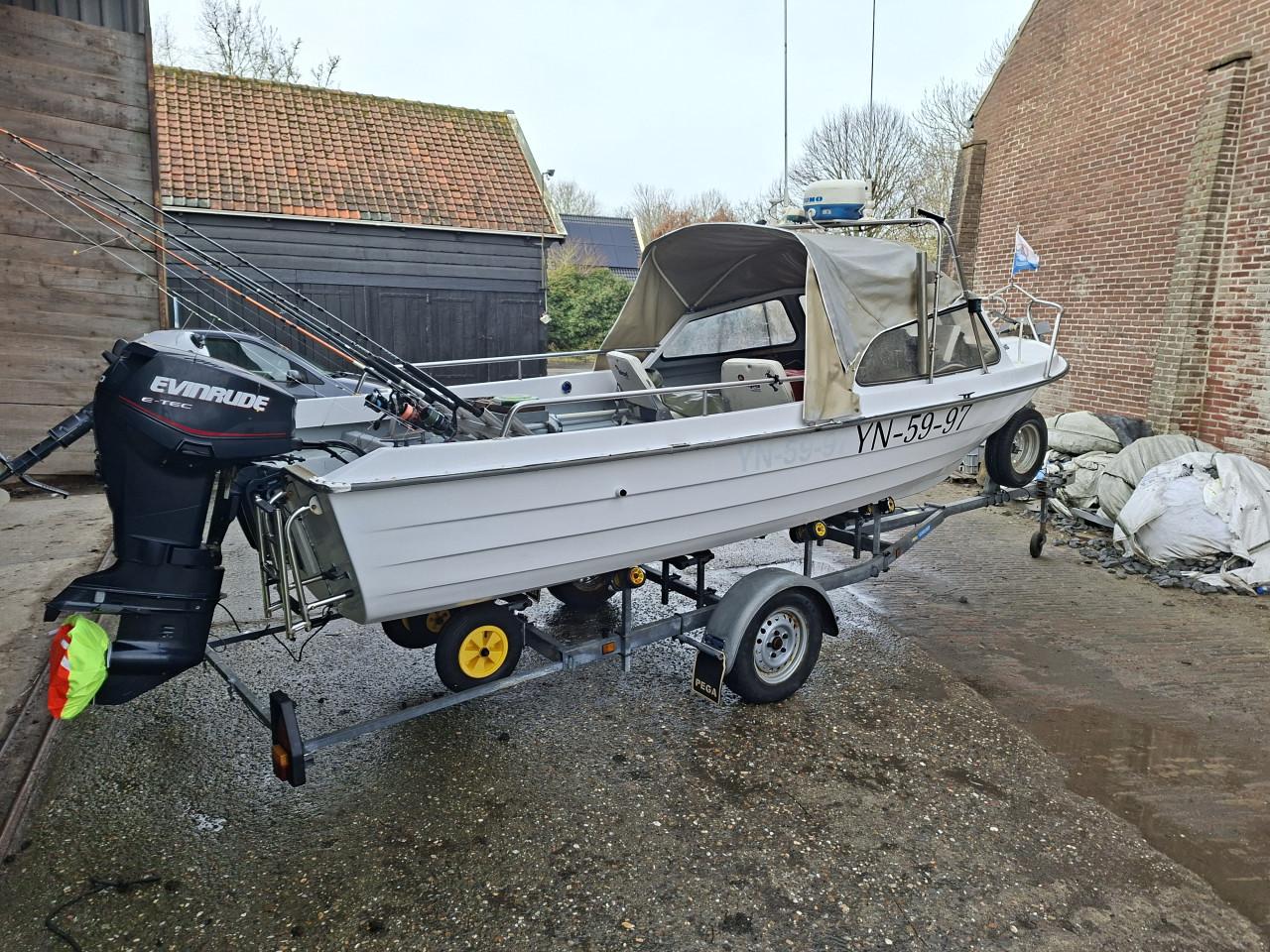 Rana 17 visboot 40pk