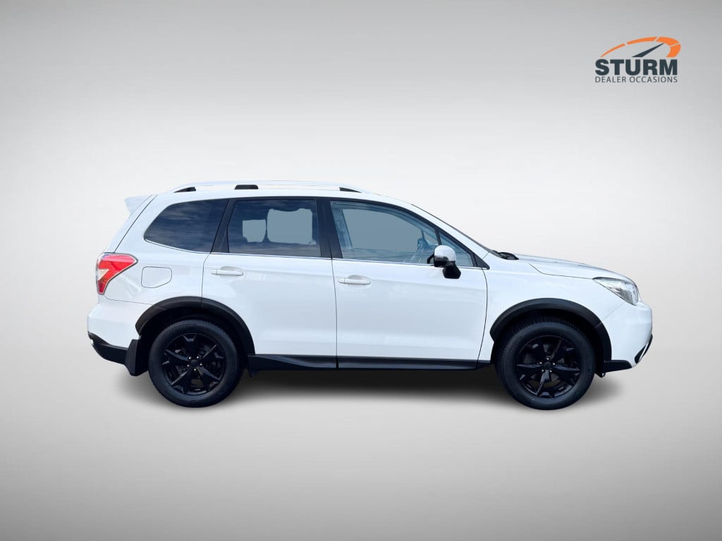 Subaru Forester 2.0 premium | trekhaak afneembaar | panoramadak | navigatie