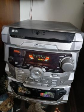 LG Stereotoren + 2 Boxen