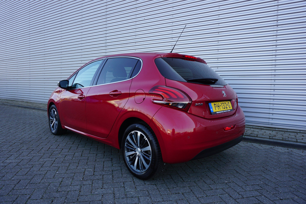 Peugeot 208 1.2 puretech allure climate / cruise / navi / lm velgen / nap