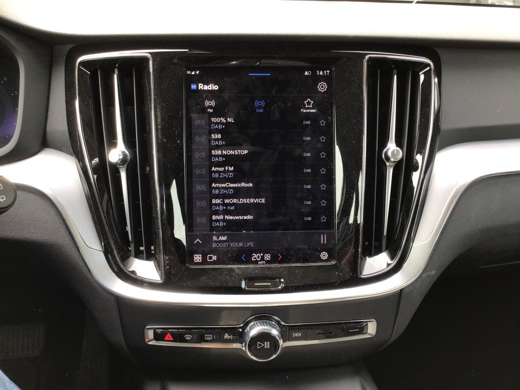 Volvo V60 b3 163pk essential| camera| adap.cruise| google maps