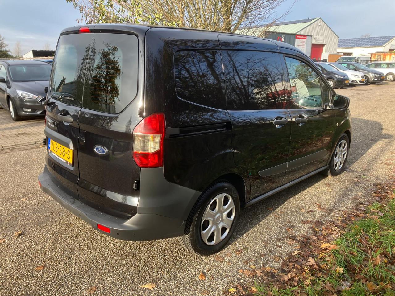 Ford Tansit Courier 1.5TDCI