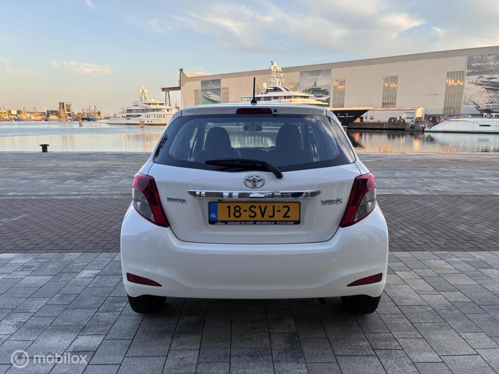 Toyota Yaris, 1.0 VVT-i Aspiration Airco Navi km101.147 Nap 5Deurs BJ2011