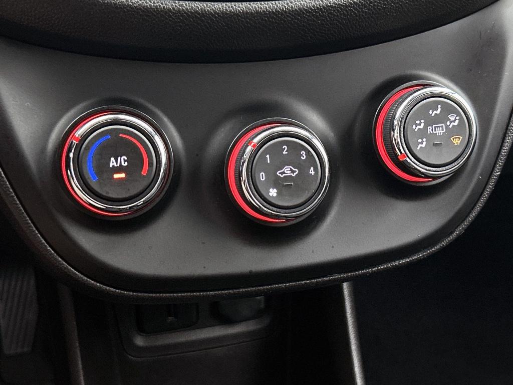 Opel Karl 1.0 rocks online edition | apple carplay / android auto | airco |