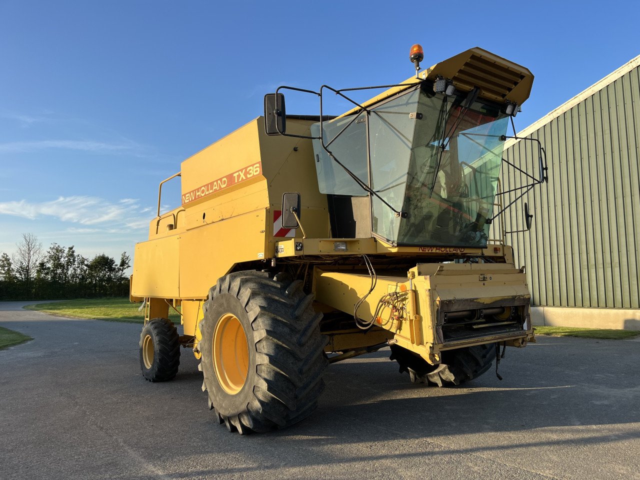 New Holland TX36 maaidorser