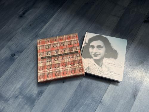 Te koop: dagboek van Anne Frank ( Engelstalig)