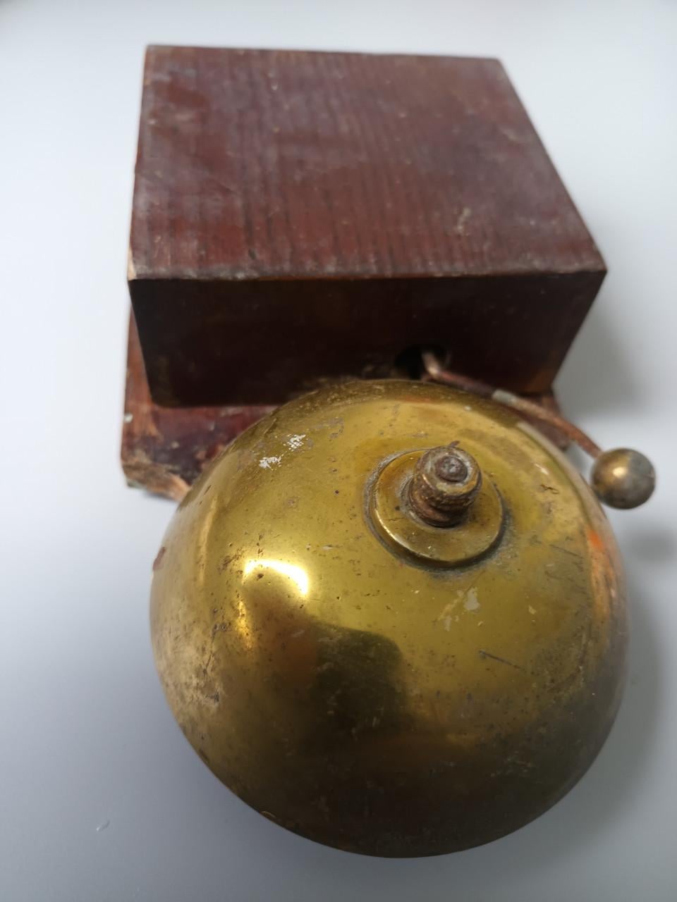 Oude electrische bel