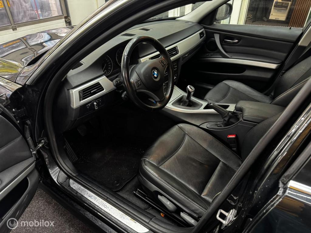 BMW 3-serie 316i tekst lezen!