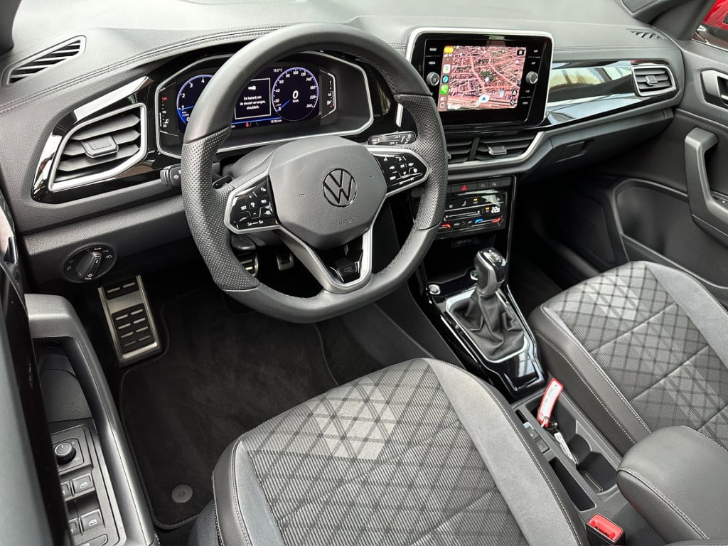 Volkswagen T-roc 1.5 tsi 150pk dsg r-line | camera | keyless | elek. achter