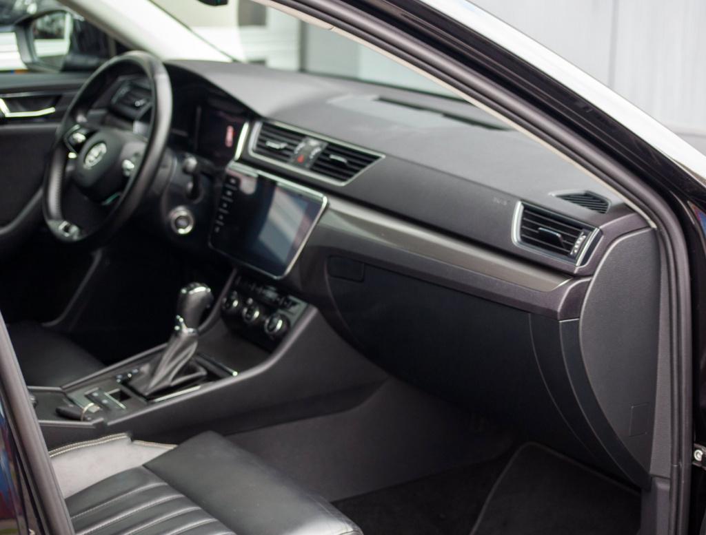 Skoda Superb combi 1.4 tsi iv business edition plus