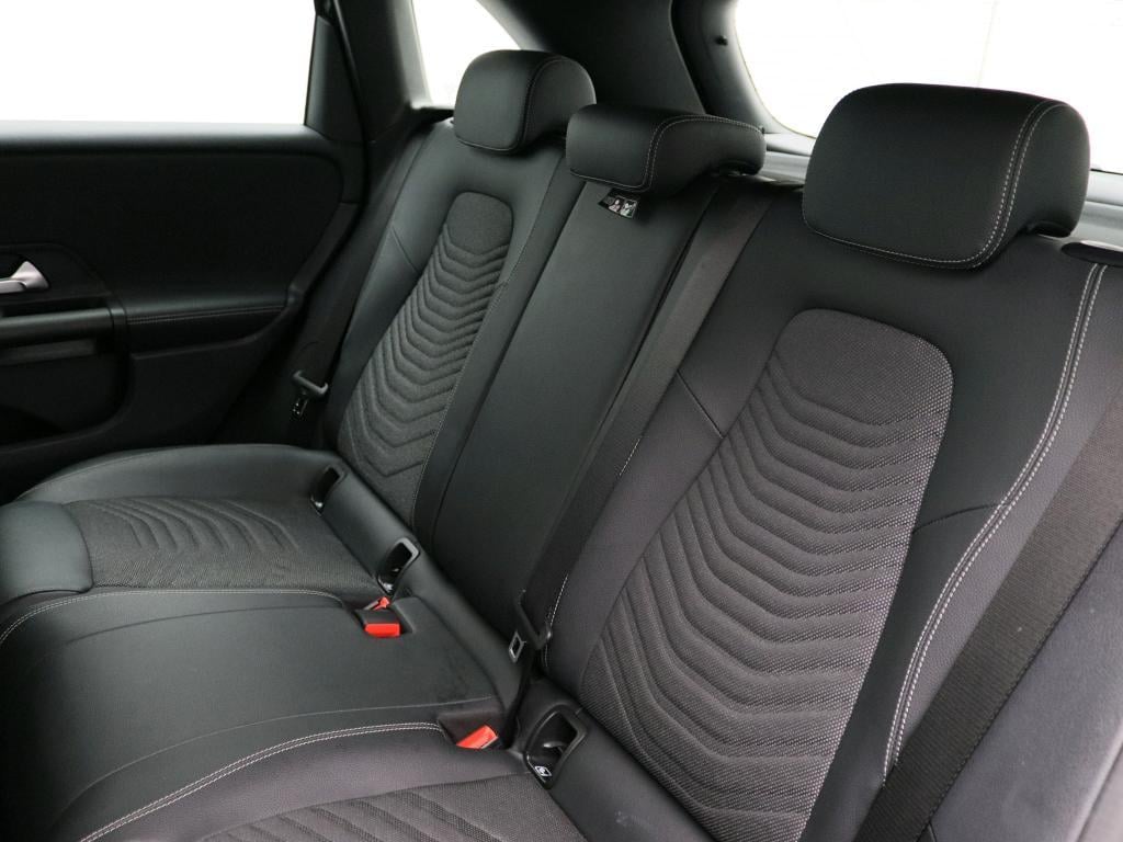 Mercedes-Benz B-Klasse 180 business solution ledkoplampen | achteruitrijcam