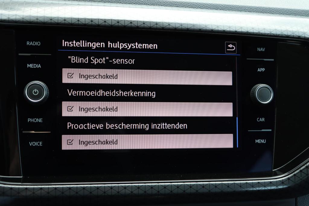 Volkswagen T-cross 1.0 tsi style 116pk | stoelverwarming | navi