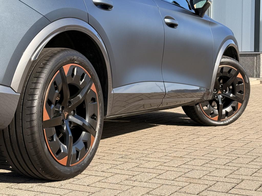 Cupra Formentor 1.5 tsi | beats | acc | achteruitrijcamera | stuur / stoelv