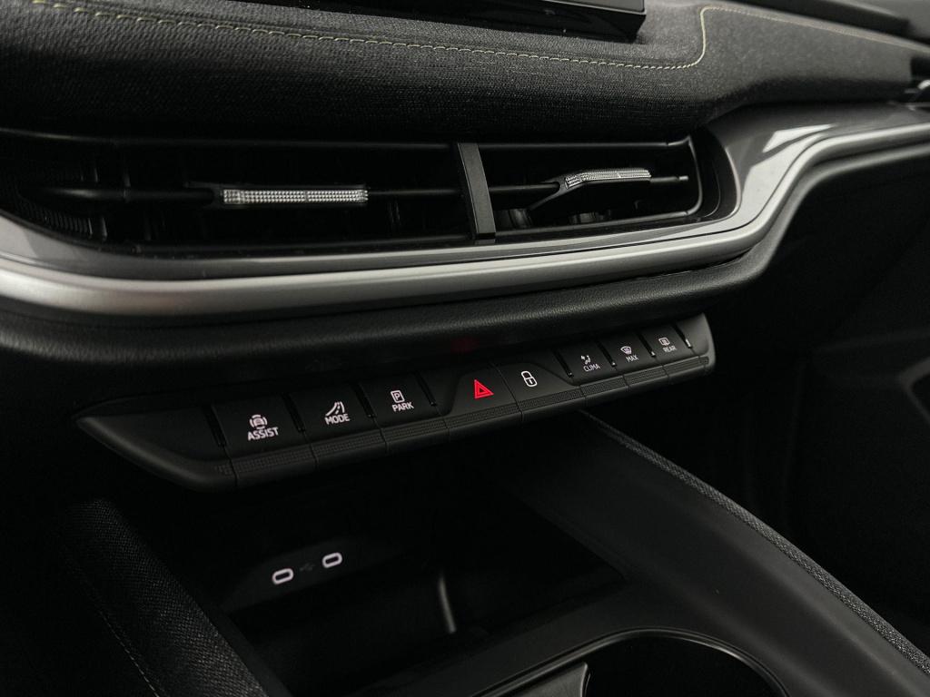 Skoda Elroq business edition elektromotor 150 kw / 204 pk suv