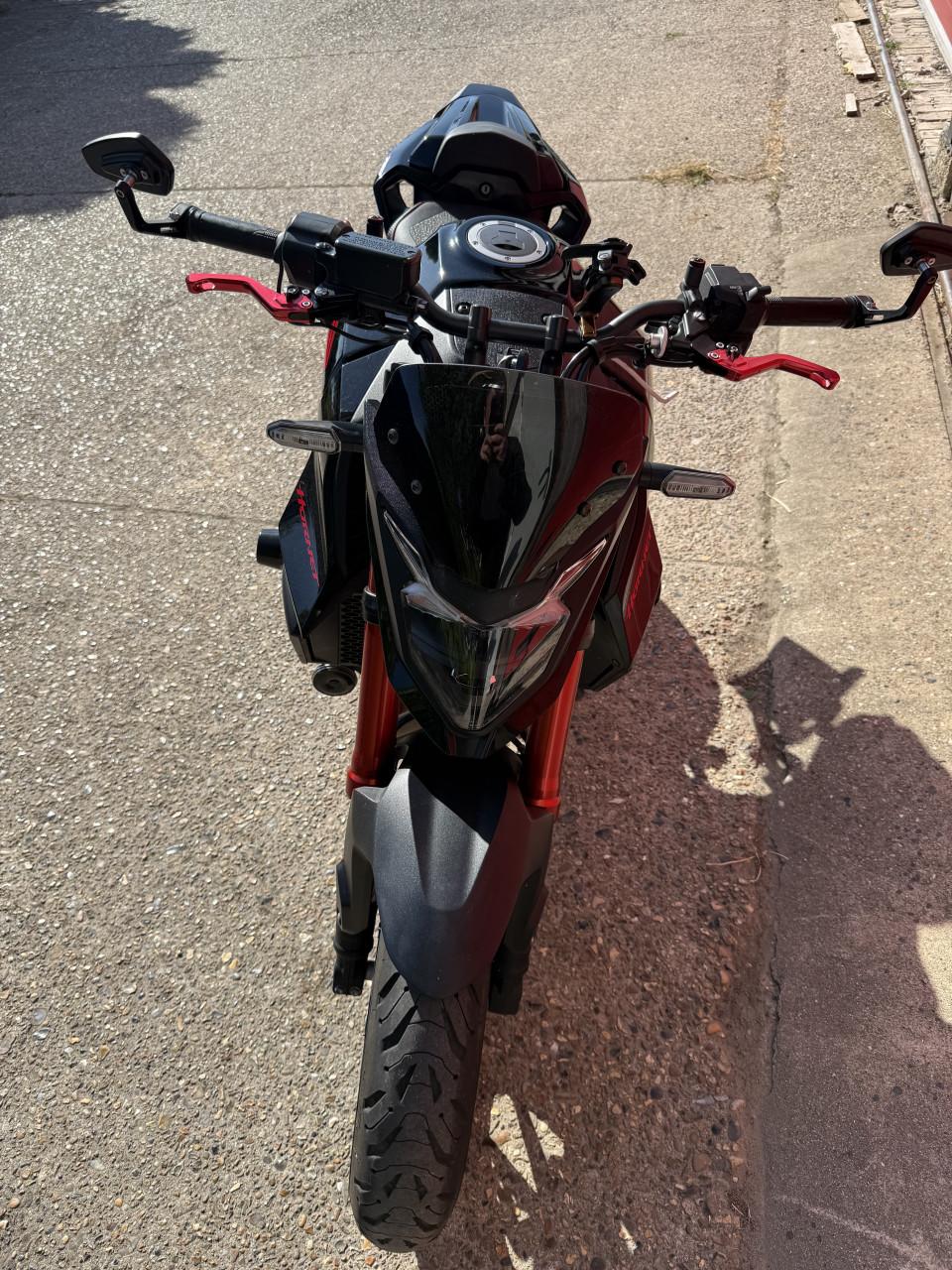 Honda CB750 Hornet 2023