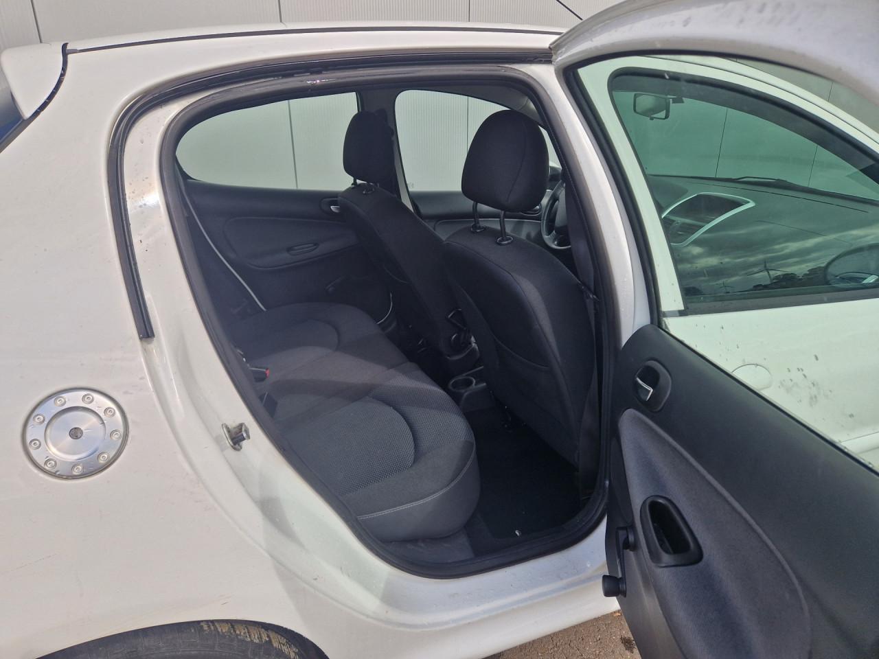 Peugeot 206 + 1.4 Sportium