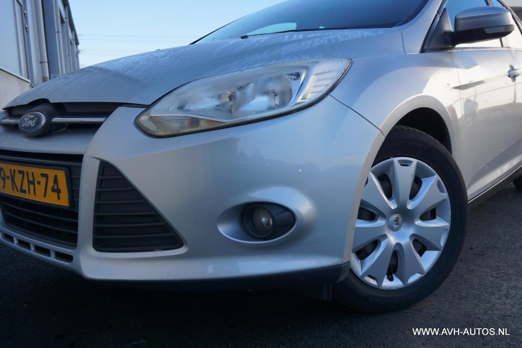 Ford Focus 1.6 ti-vct trend