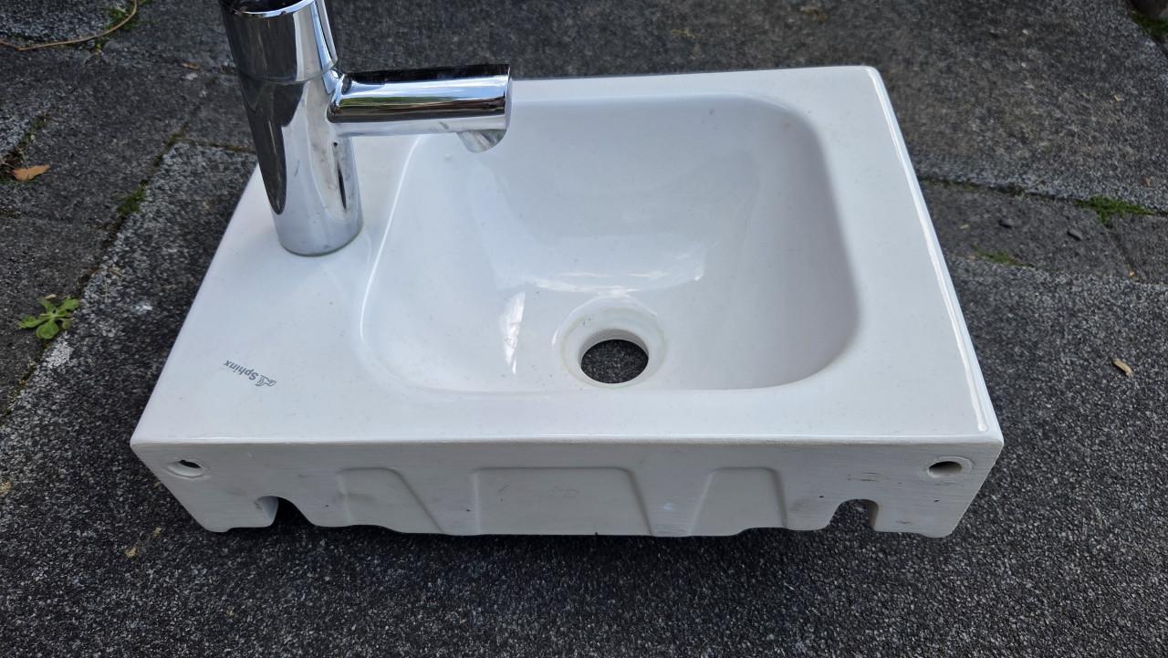 Sphinx fontein met Grohe kraan