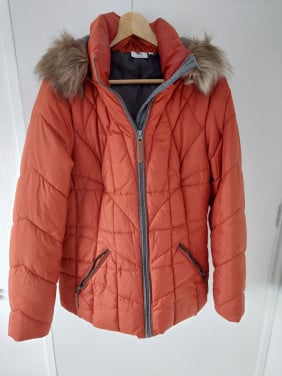 Te koop 2 mooie dames winterjassen