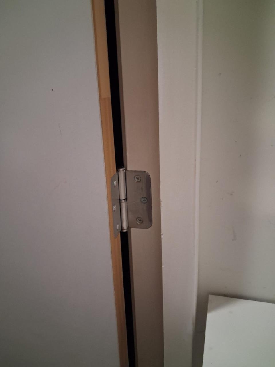 Deuren met kozijnen te koop