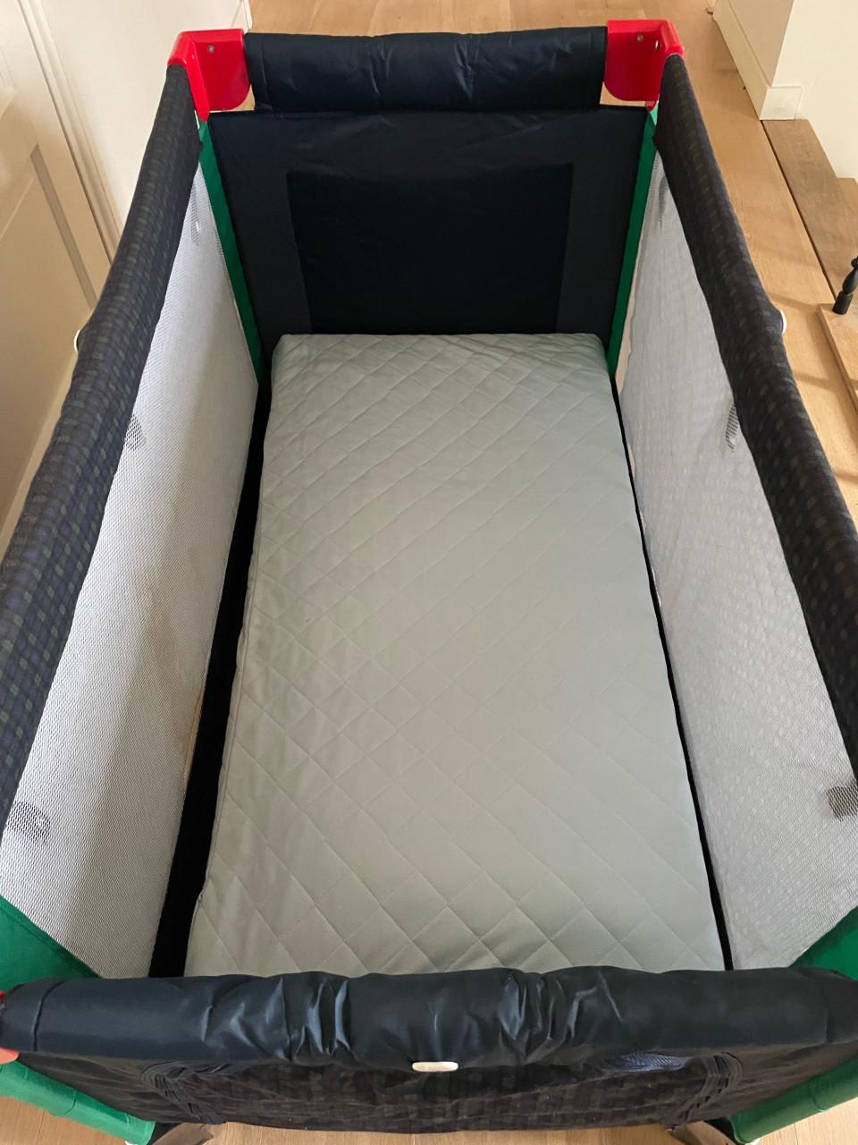 Campingbedje zgan met matrasje