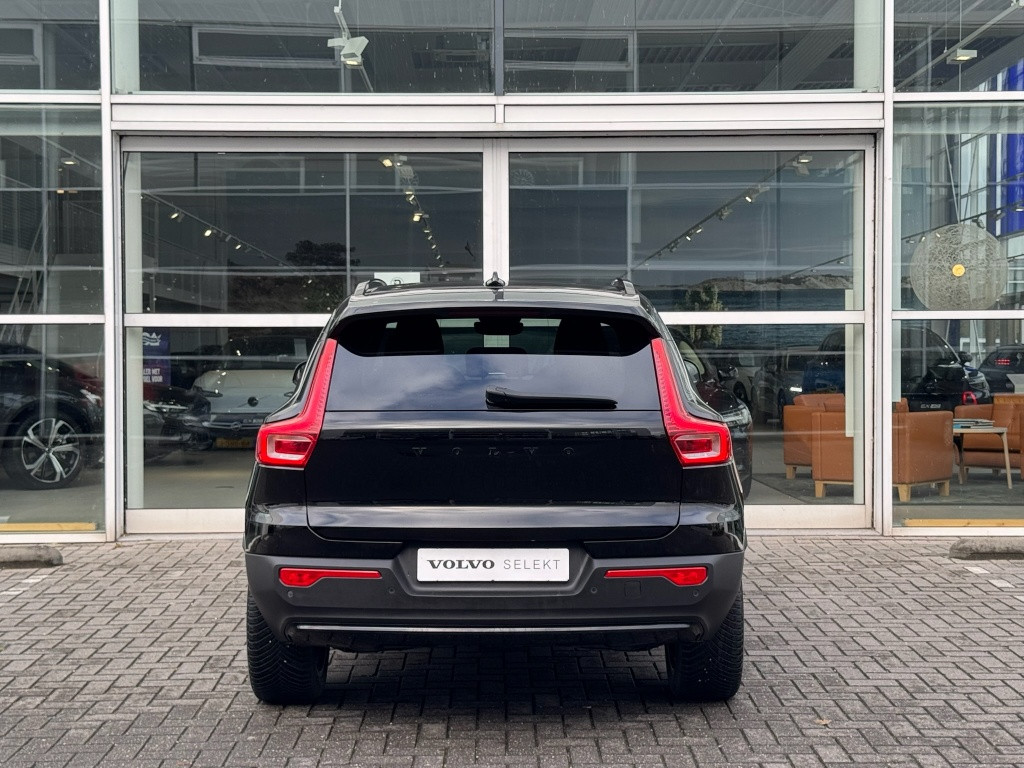 Volvo XC40 recharge plus 70kwh| trekhaak | stuur+stoel.verw| warmtepomp