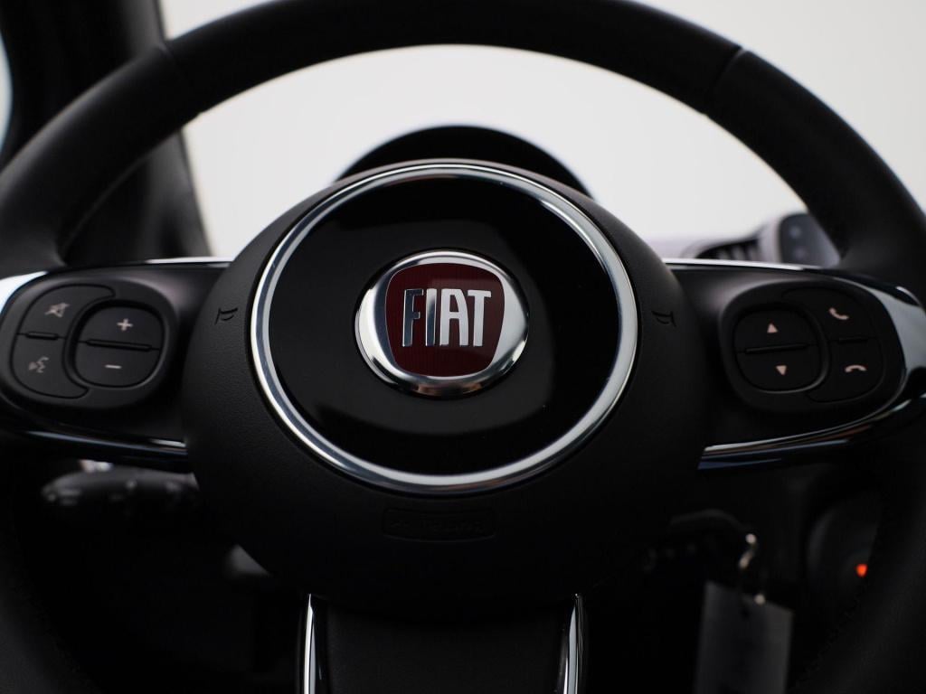 Fiat 500 1.0 hybrid dolcevita | panorama dak | parkeer sensoren | climate c