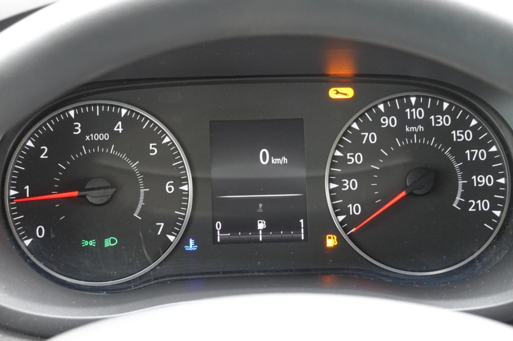 Renault Master t33 2.3 dci 135 l2h2 met laadklep