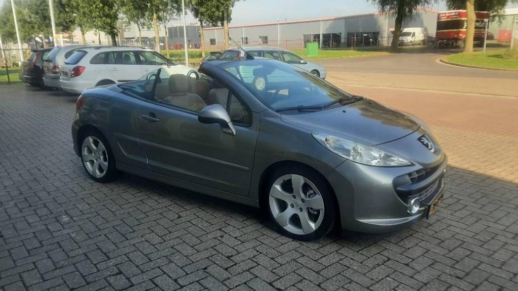 Peugeot 207 1.6 16v t feline