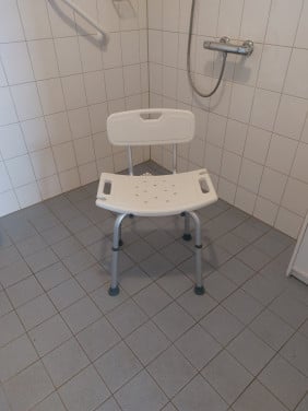 Douchestoel
