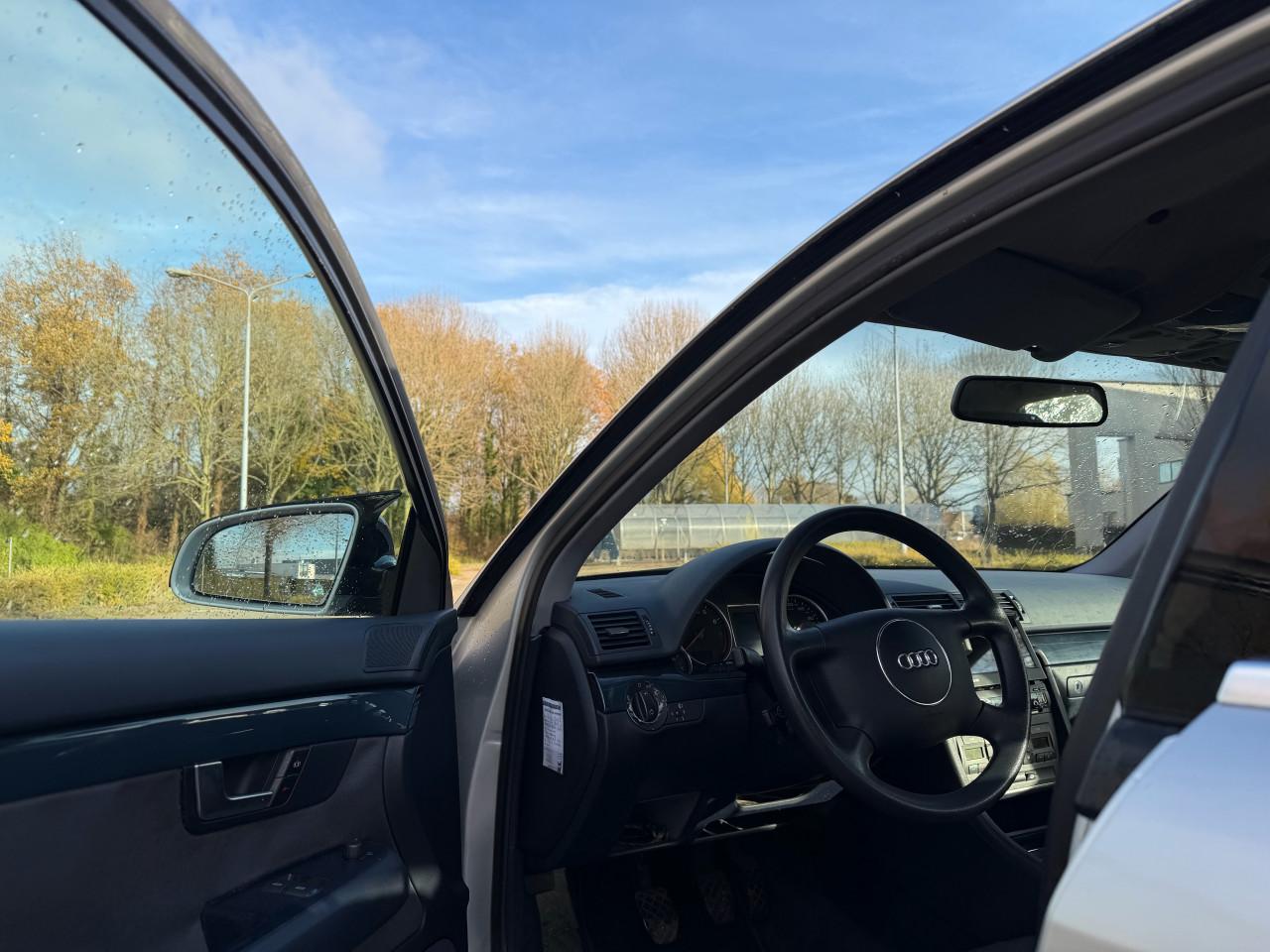 Audi A4 Limousine 1.6 | Apk | Nap | Airco | Lage KM|Elektr Ramen | Trekhaak