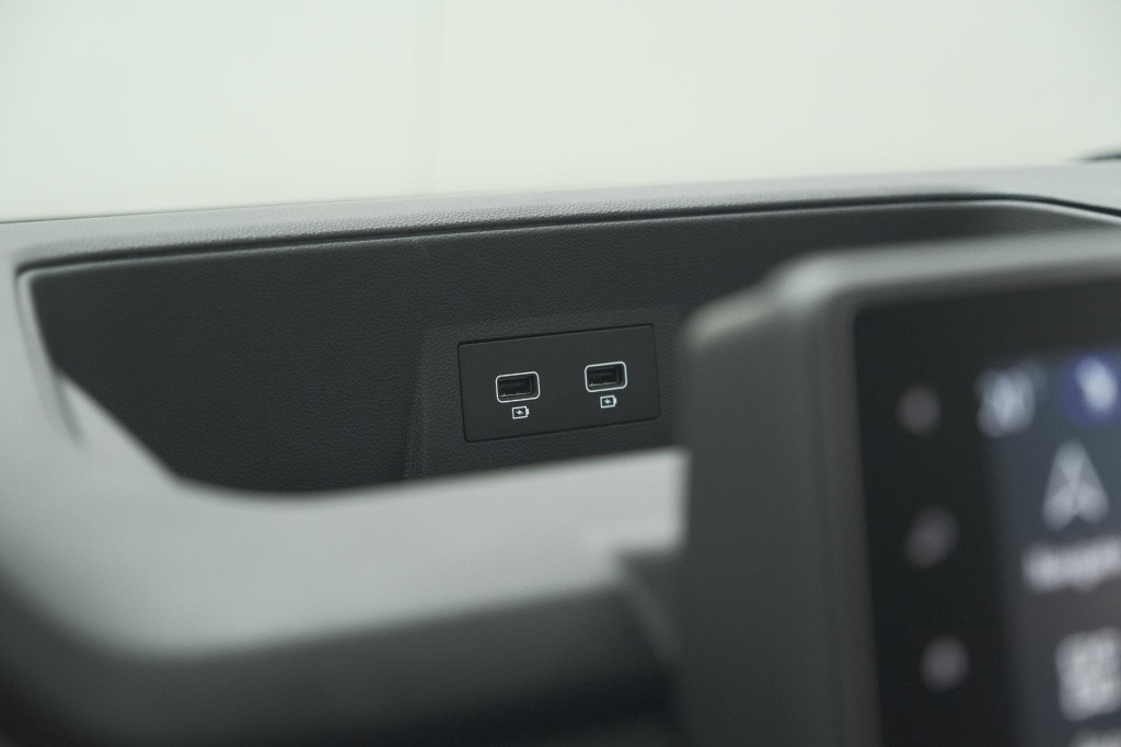 Renault Trafic 2.0 blue dci 130 t30 l2h1 advance | camera | apple carplay |