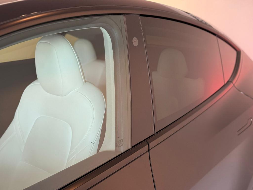 Tesla Model Y long range awd 75 kwh