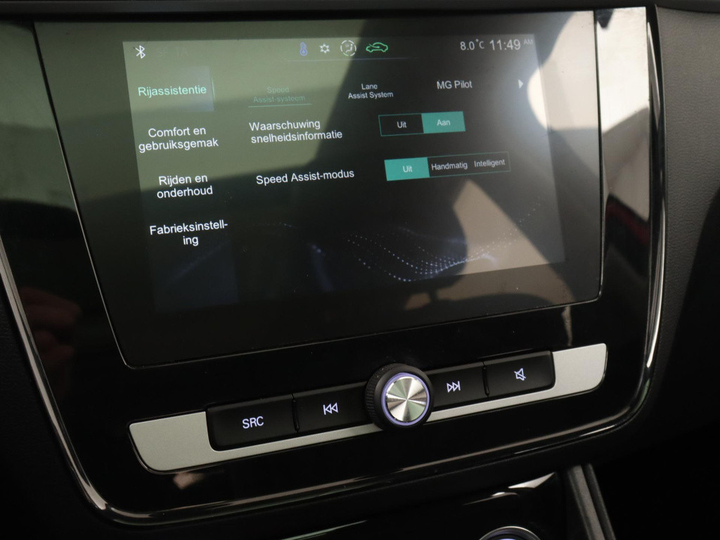 MG Zs-ev luxury 45 kwh | wltp 263km | panorama/schuif-kantel dak | lmv | da