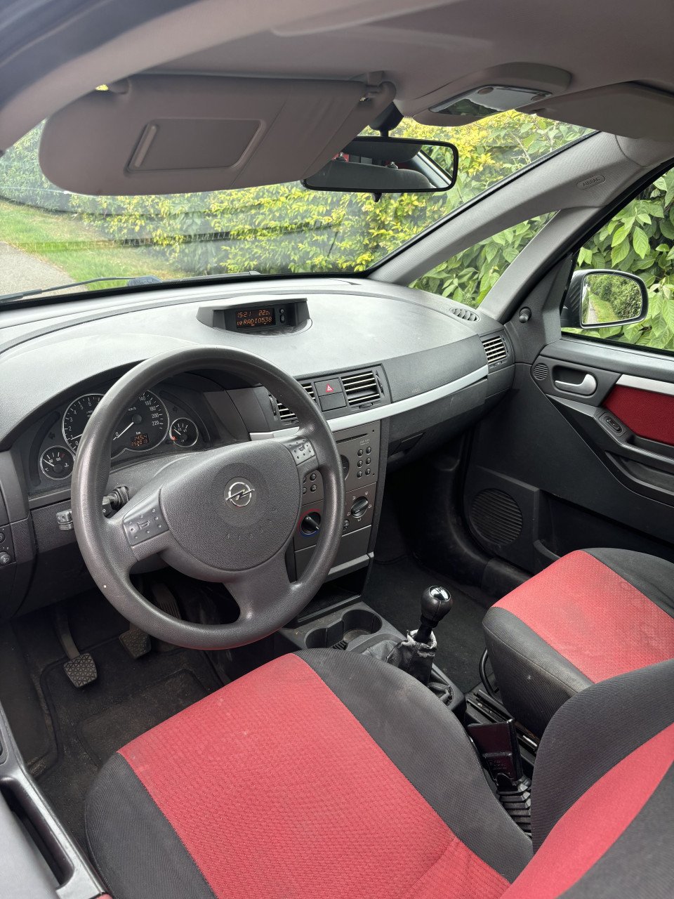 Opel meriva met een jaar apk!