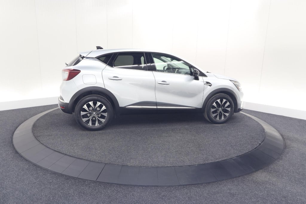 Renault Captur tce 140 edc techno | camera | 9.3 inch groot scherm | stoelv