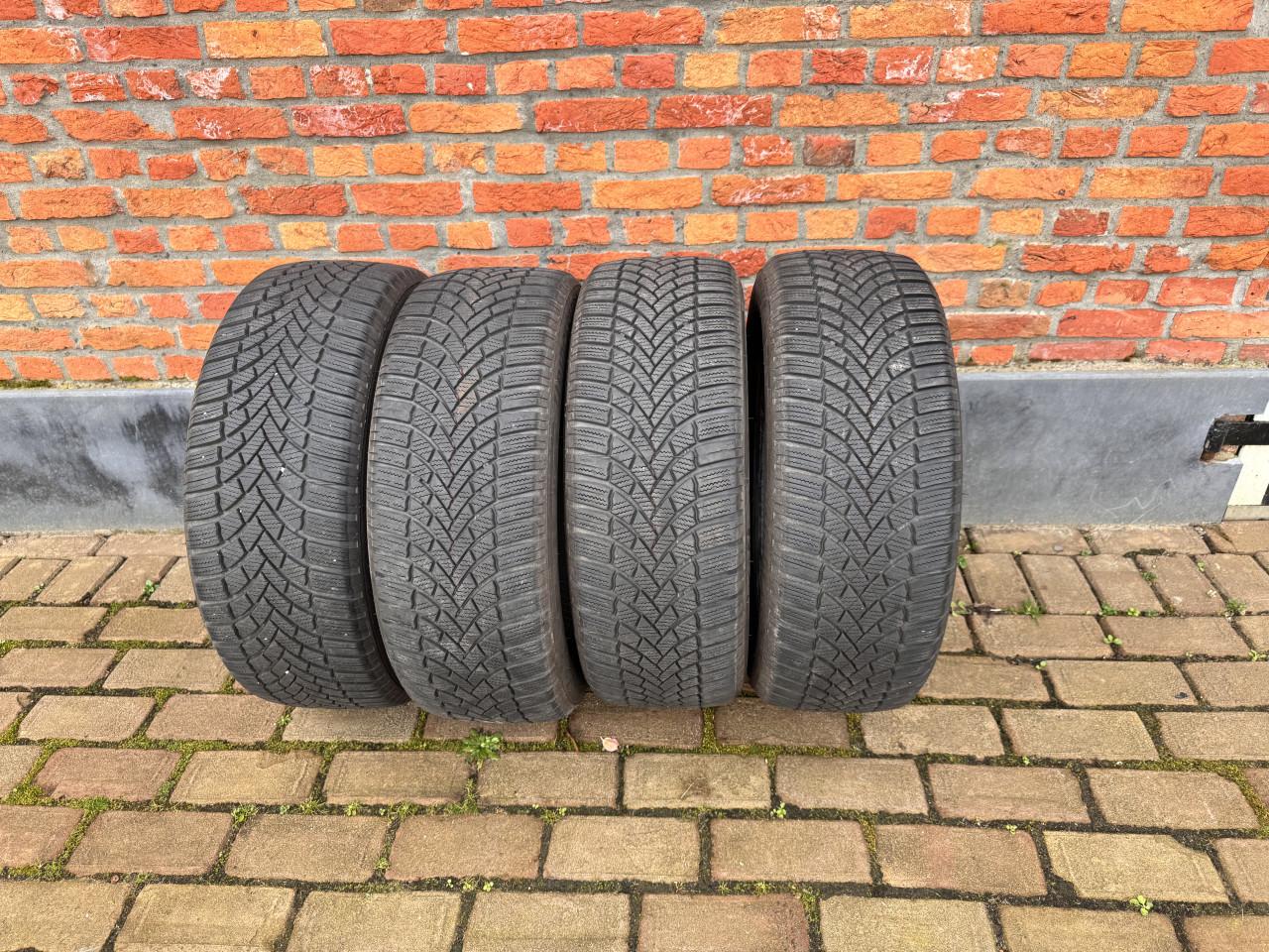 Winterbanden Bridgestone 195/55 R16