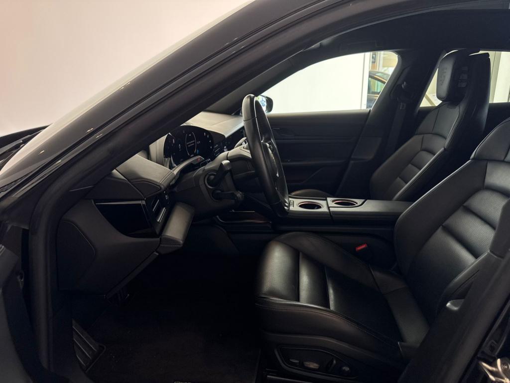 Porsche Taycan cross turismo 4 93 kwh