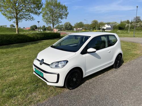 VW UP 2017 Automaat met slechts 67.700 km