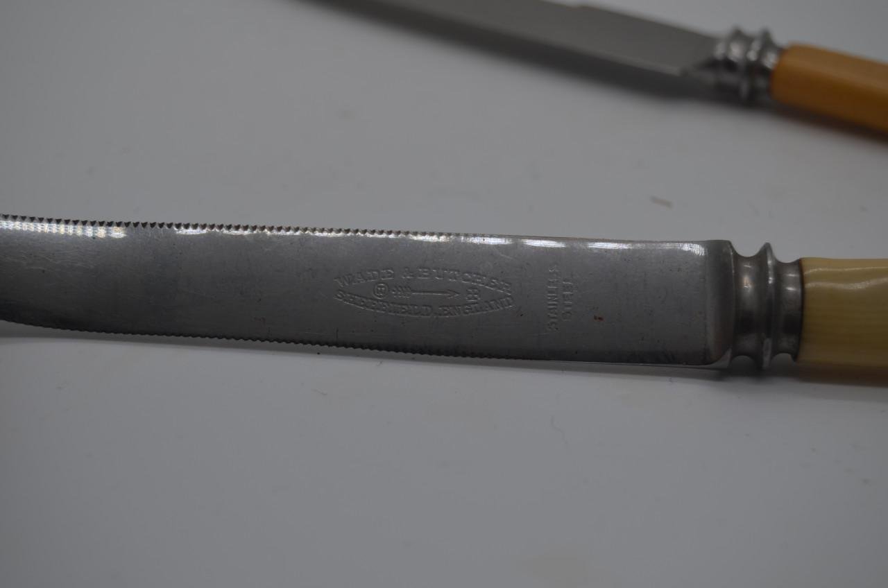 2 Kleine (fruit)mesjes Sheffield bakelieten handvat