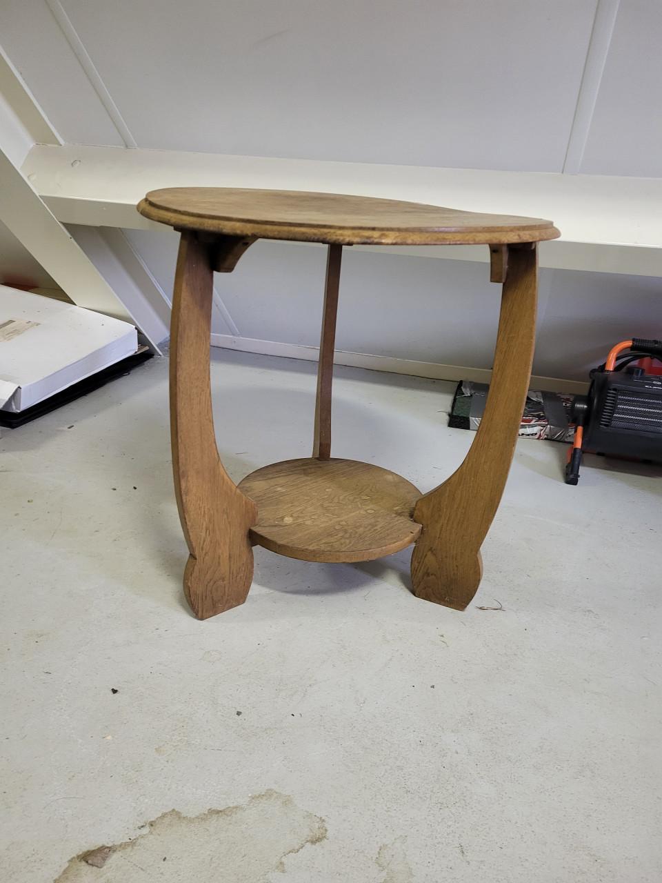 Bijzet tafel oudmodel