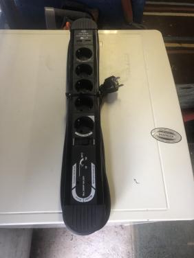 ELRO stekkerdoos 5 voudig x USB